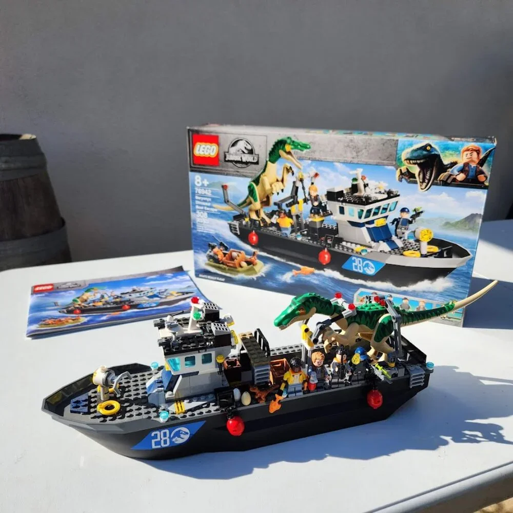 LEGO Jurassic World Park Baryonyx Dinosaur Boat Escape 76942 Building Set Toy Se